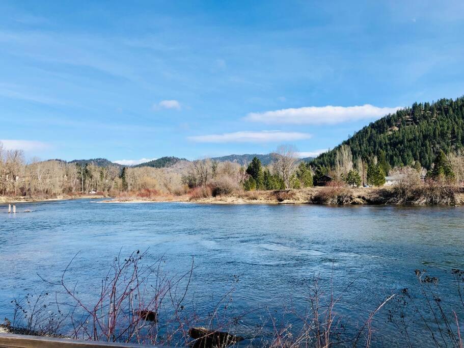 Walk To Downtown Leavenworth * Sleeps 6 + Pets * Ground Level Gem! Appartement Buitenkant foto