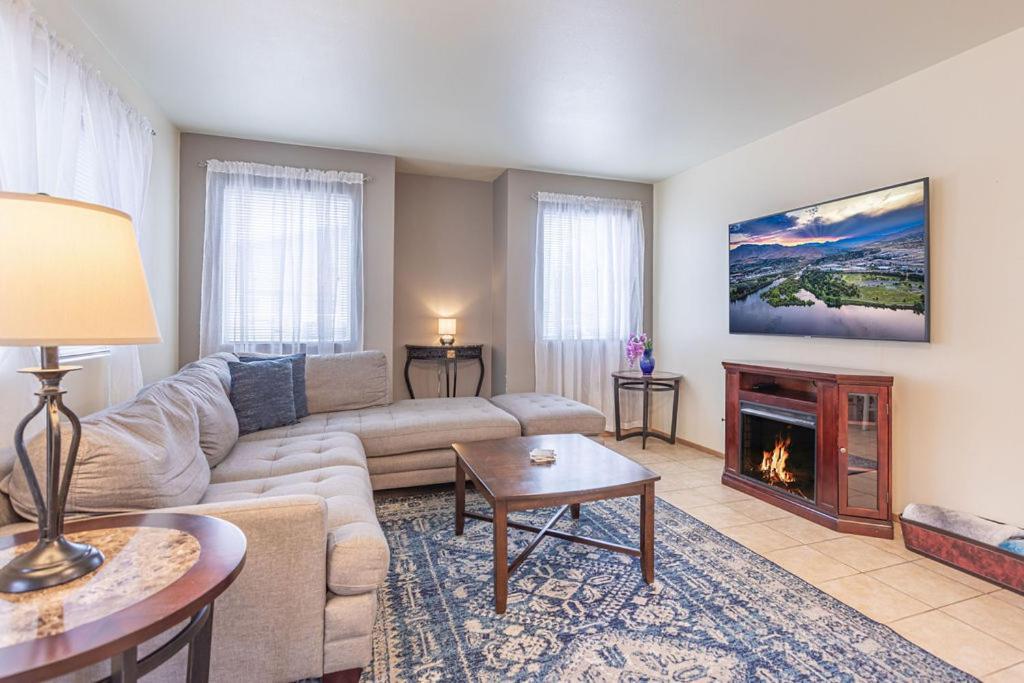 Walk To Downtown Leavenworth * Sleeps 6 + Pets * Ground Level Gem! Appartement Buitenkant foto